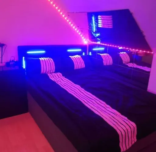 Am Kurpark Mit Privater Innensauna & Led! Schluesselbox Boppard